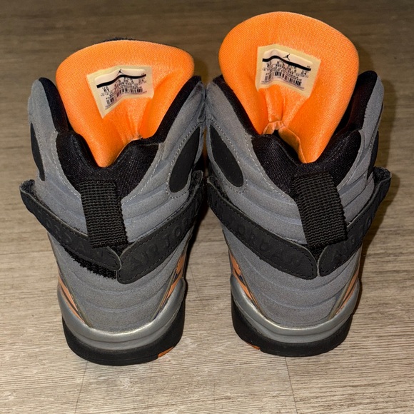 Jordan Kids Sneakers Black and Orange - Picture 3 of 4